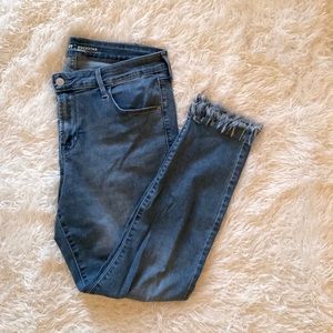 Old Navy Rockstar Raw Hem Skinny Ankle Jeans